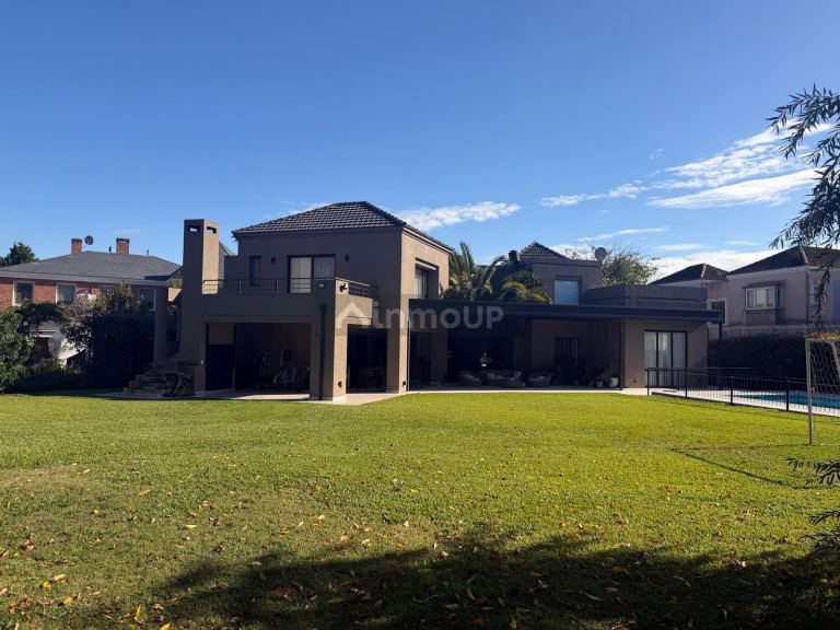 Casa en Venta en Pilar, G.B.A. Zona Norte