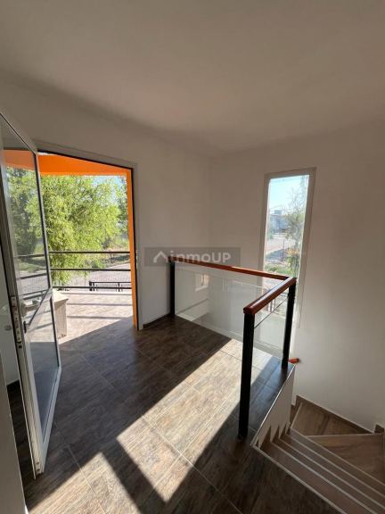 Casa en Alquiler en Cipolletti, Rio Negro