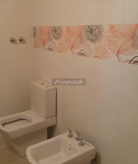 Casa en Alquiler en Cipolletti, Rio Negro