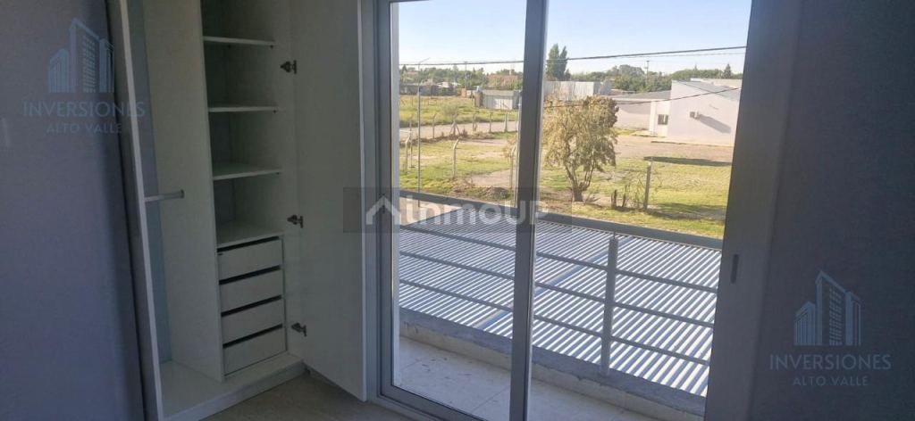Casa en Venta en Fernandez Oro, Rio Negro
