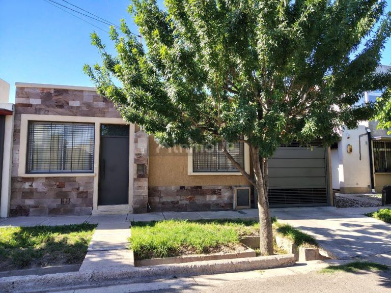 Casa en Alquiler en Las Heras, Mendoza