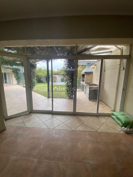 Casa en Venta en Guaymallen, Mendoza