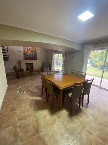 Casa en Venta en Guaymallen, Mendoza
