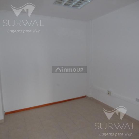 Oficina en Venta en Biedma, Chubut