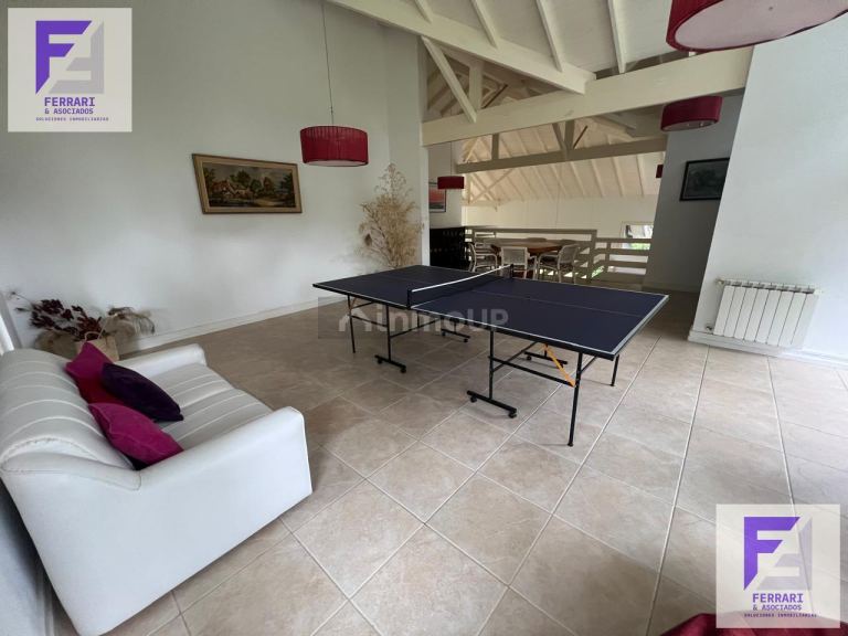 Casa en Venta en Pinamar, Buenos Aires Interior