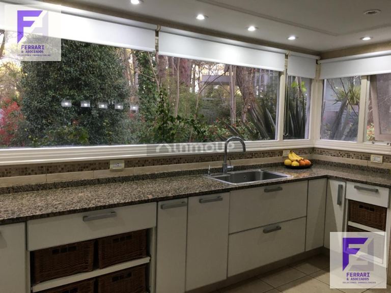 Casa en Venta en Pinamar, Buenos Aires Interior
