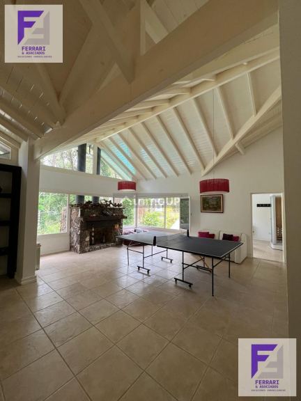 Casa en Venta en Pinamar, Buenos Aires Interior