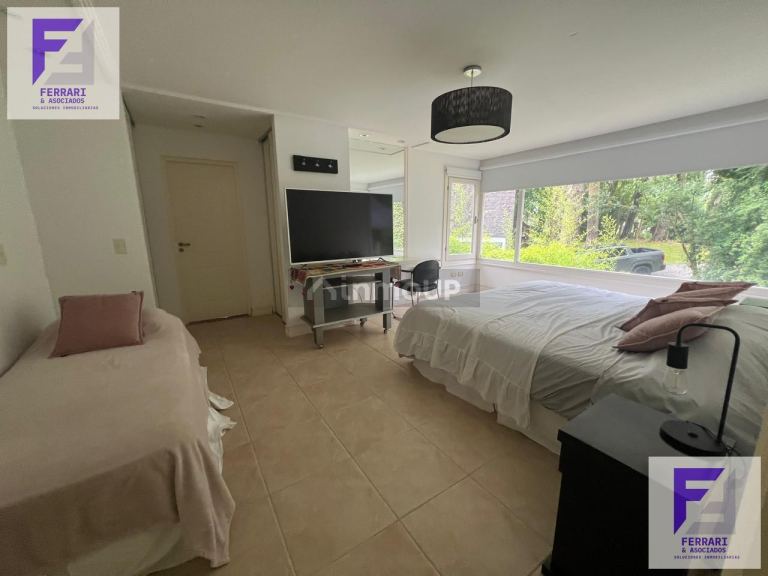 Casa en Venta en Pinamar, Buenos Aires Interior