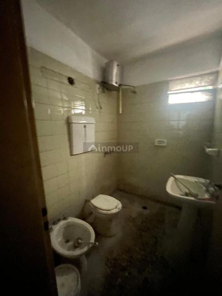Local Comercial en Venta en Berazategui, G.B.A. Zona Sur