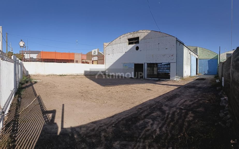 Galpon en Alquiler en Godoy Cruz, Mendoza