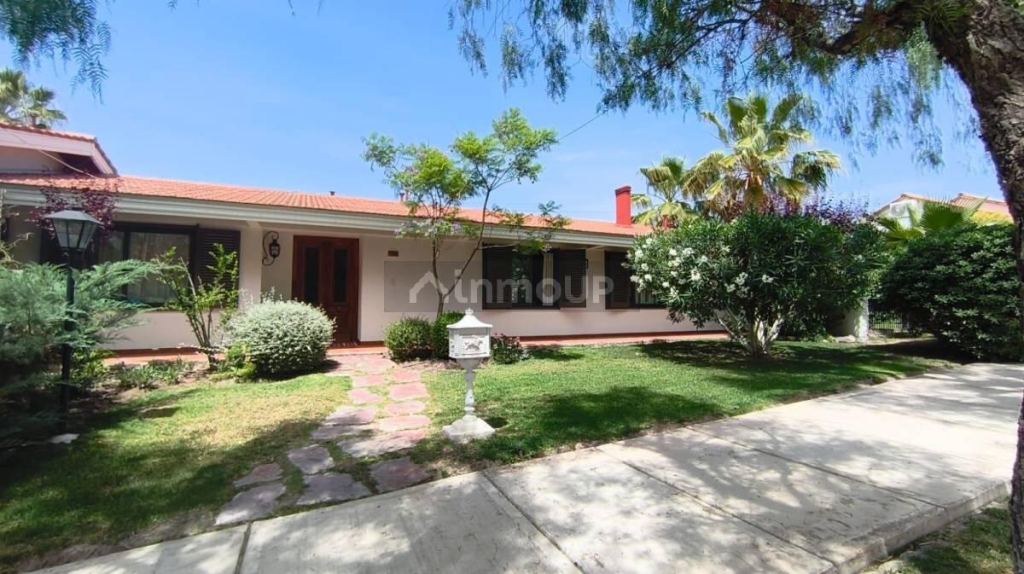 Casa en Venta en Capital, Mendoza