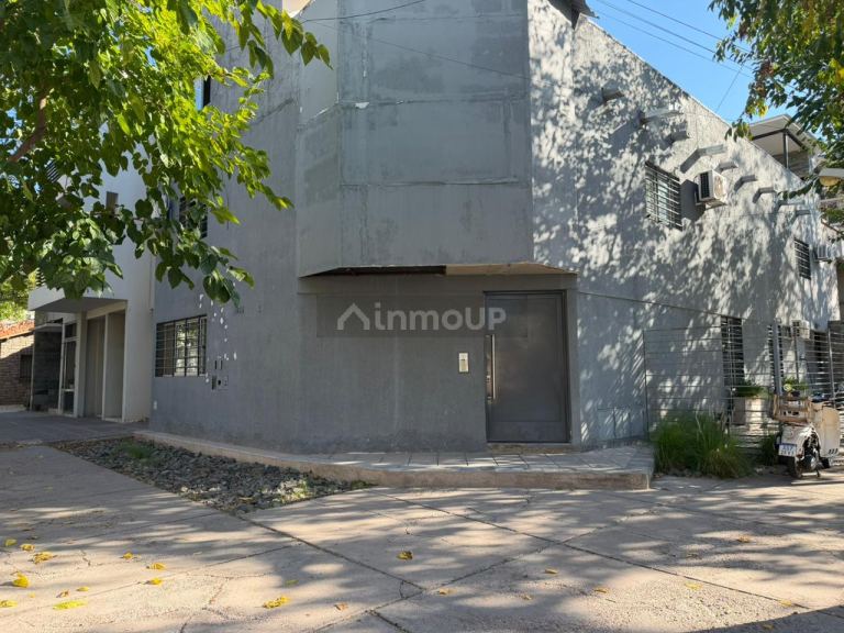 Oficina en Alquiler en Godoy Cruz, Mendoza