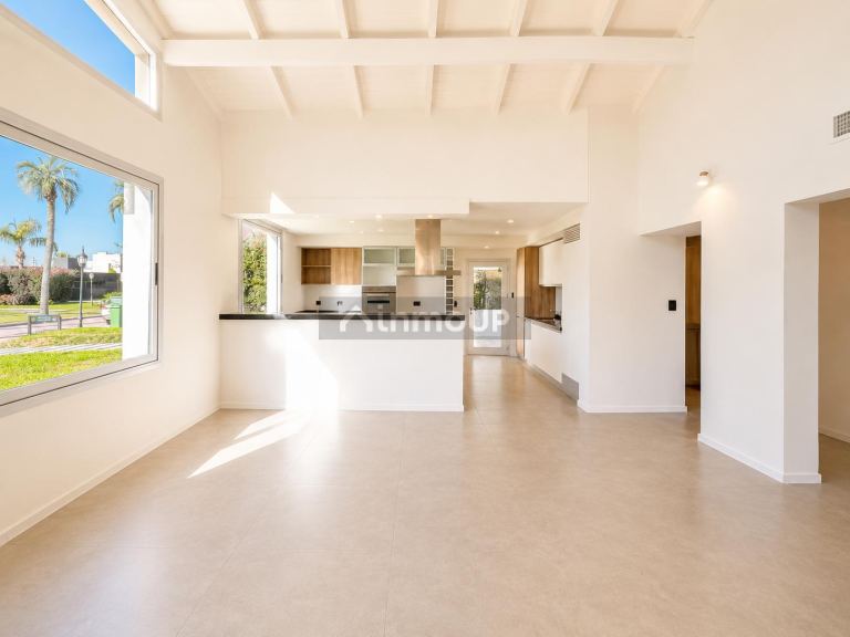 Casa en Venta en Funes, Santa Fe
