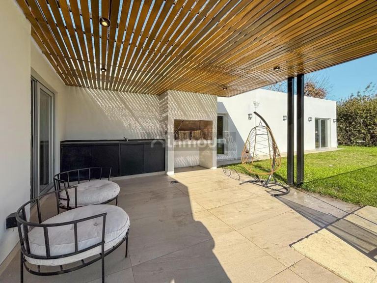 Casa en Venta en Funes, Santa Fe