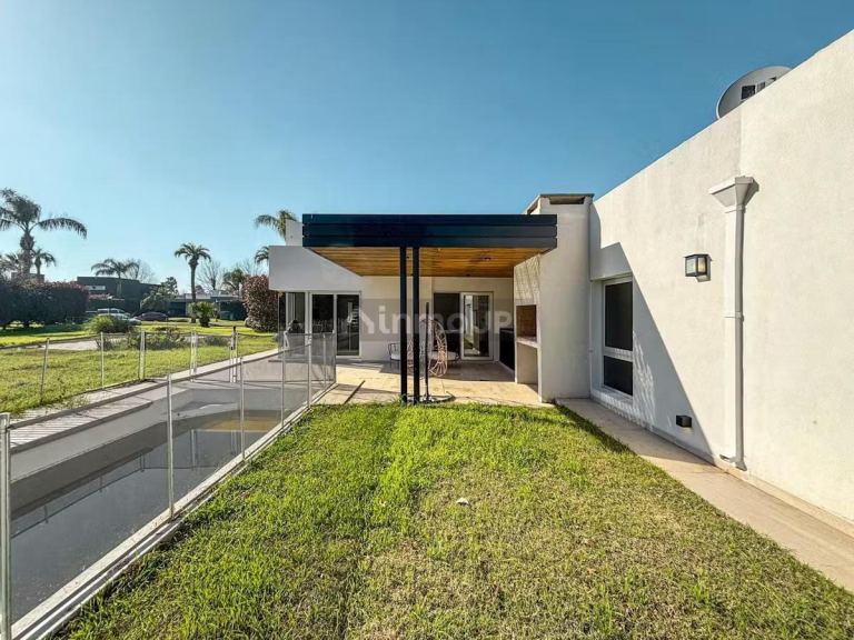 Casa en Venta en Funes, Santa Fe
