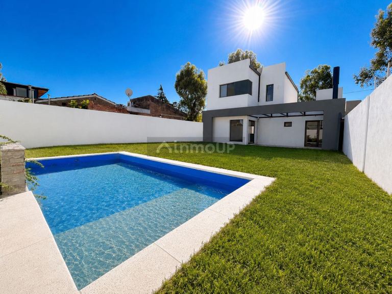 Casa en Venta en Funes, Santa Fe