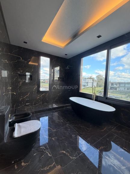 Casa en Venta en Tigre, G.B.A. Zona Norte