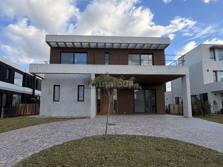 Casa en Venta en Tigre, G.B.A. Zona Norte