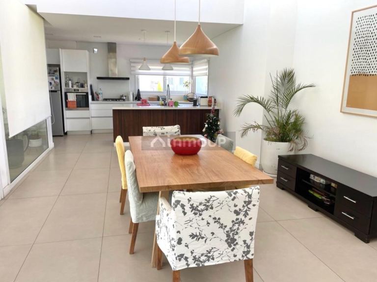 Casa en Venta en Campana, G.B.A. Zona Norte