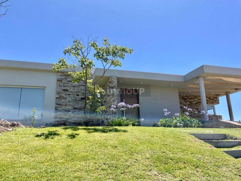 Casa en Venta en Campana, G.B.A. Zona Norte