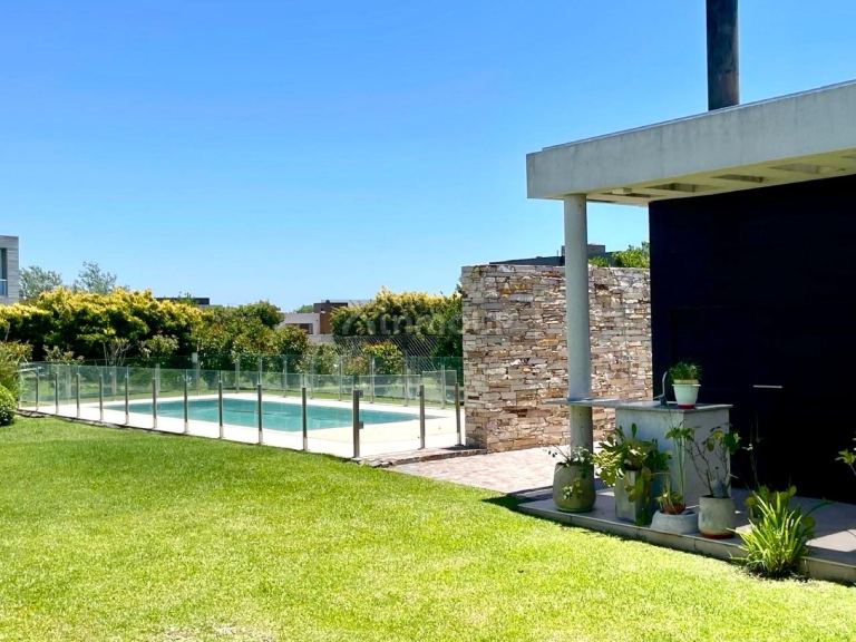 Casa en Venta en Campana, G.B.A. Zona Norte