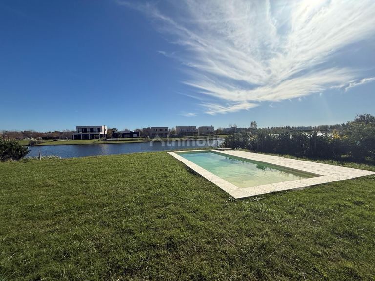 Casa en Venta en Escobar, G.B.A. Zona Norte