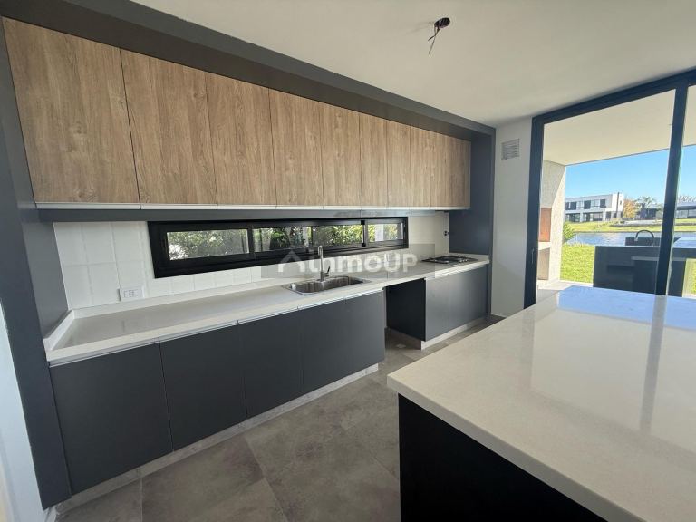 Casa en Venta en Escobar, G.B.A. Zona Norte