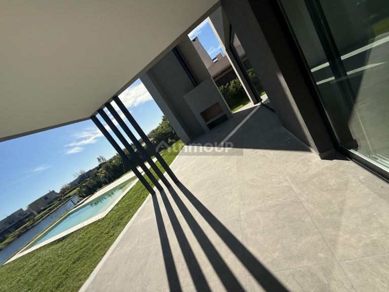 Casa en Venta en Escobar, G.B.A. Zona Norte