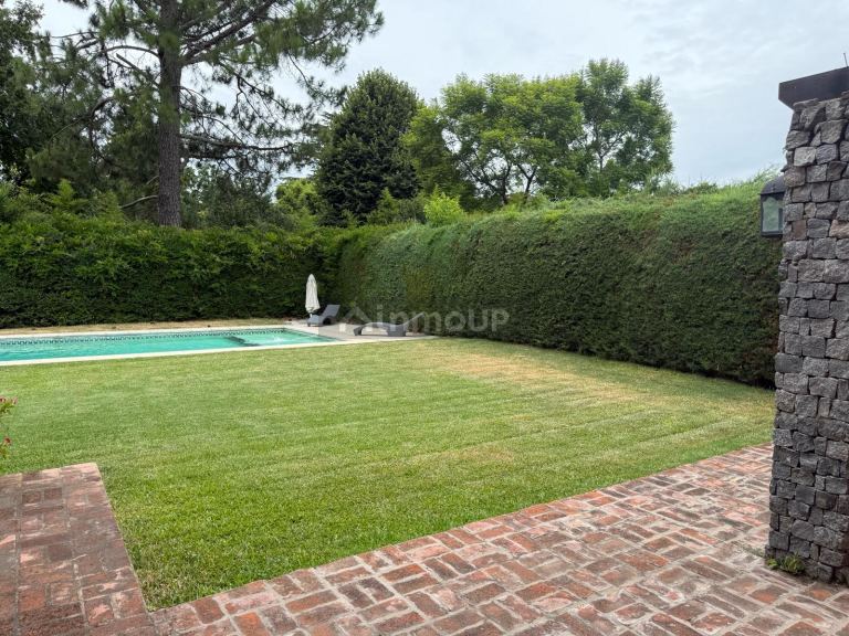 Casa en Alquiler en Pilar, G.B.A. Zona Norte