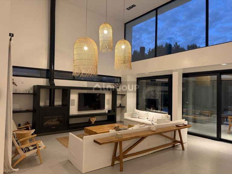 Casa en Venta en De la Costa, Buenos Aires Costa Atlantica