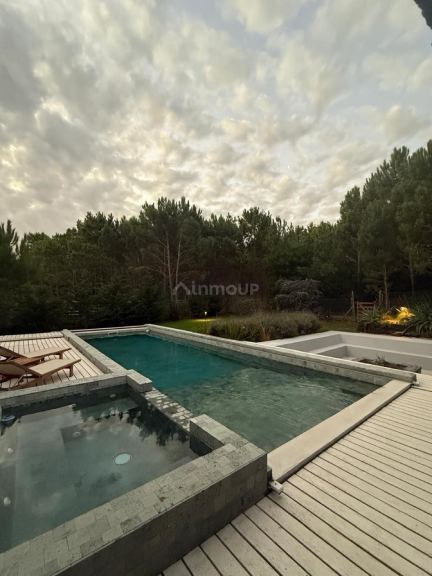 Casa en Venta en De la Costa, Buenos Aires Costa Atlantica