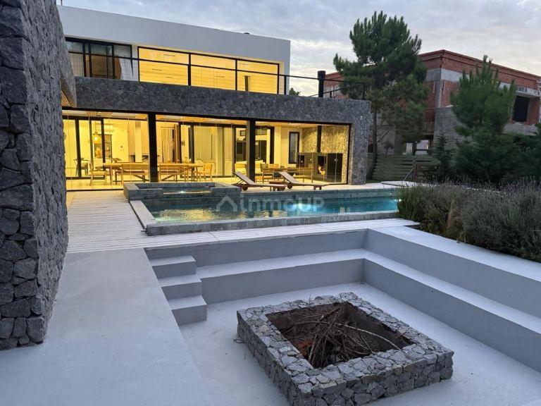 Casa en Venta en De la Costa, Buenos Aires Costa Atlantica