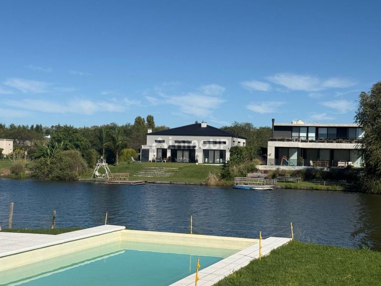 Casa en Venta en Escobar, G.B.A. Zona Norte