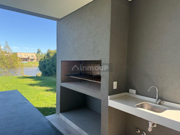 Casa en Venta en Escobar, G.B.A. Zona Norte