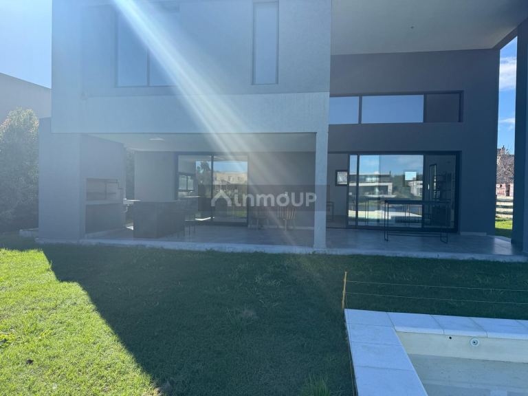 Casa en Venta en Escobar, G.B.A. Zona Norte