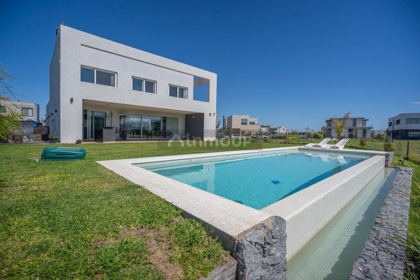 Casa en Venta en Escobar, G.B.A. Zona Norte