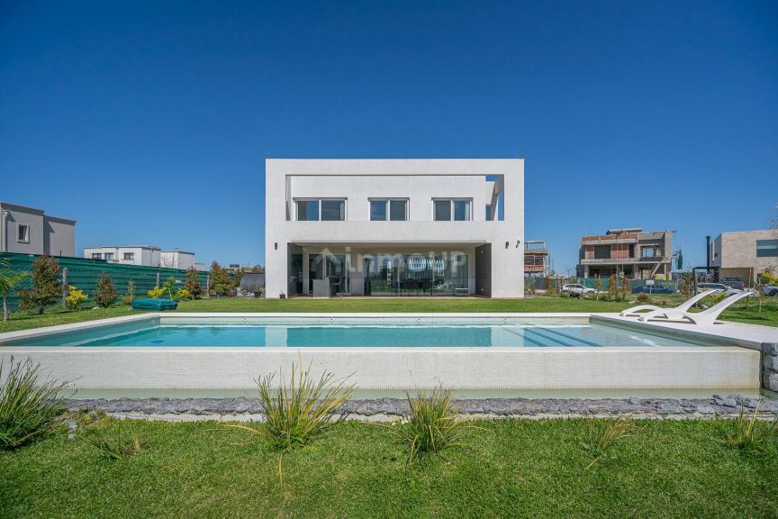Casa en Venta en Escobar, G.B.A. Zona Norte
