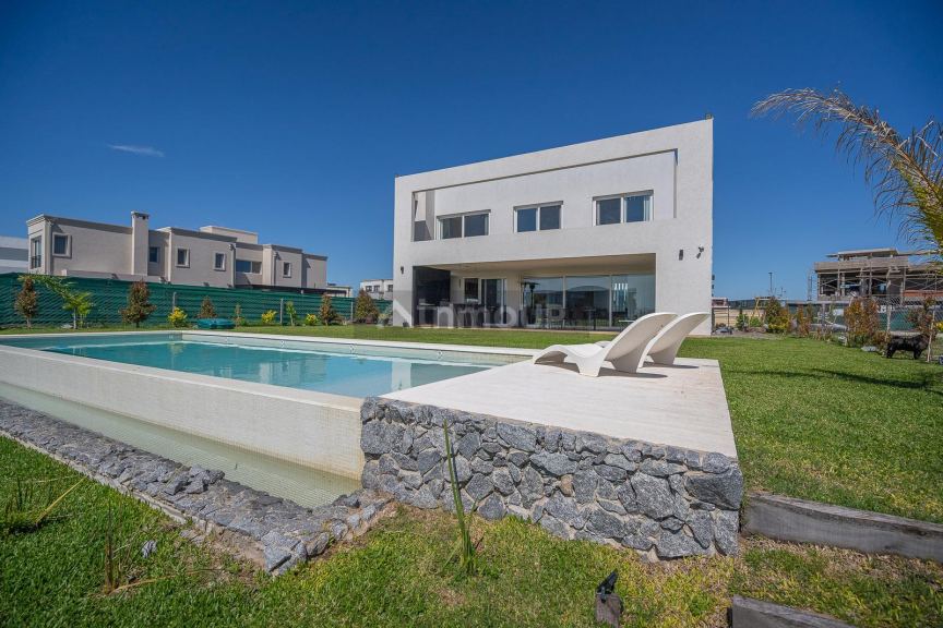 Casa en Venta en Escobar, G.B.A. Zona Norte