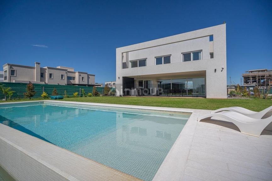 Casa en Venta en Escobar, G.B.A. Zona Norte