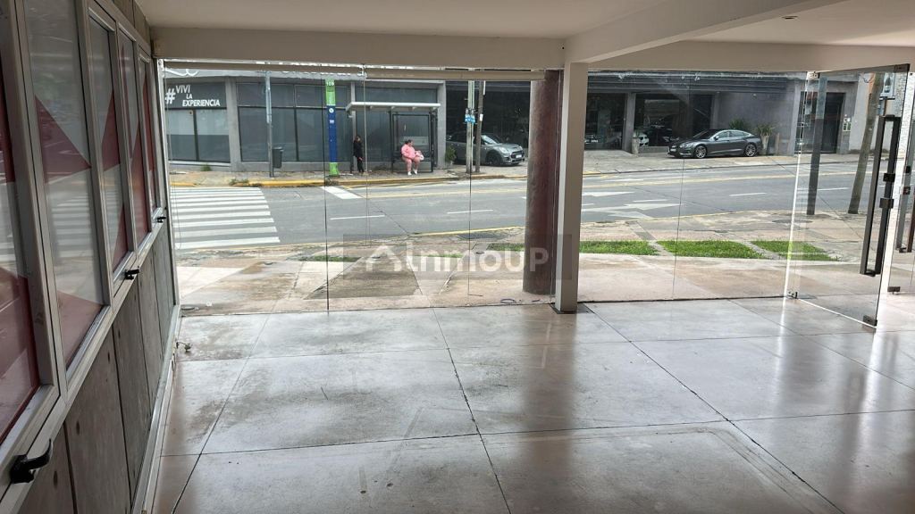 Local Comercial en Alquiler en Vicente Lopez, G.B.A. Zona Norte
