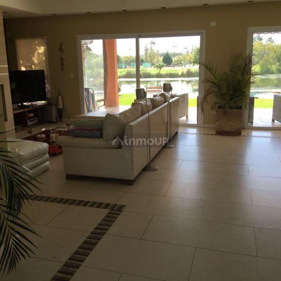 Casa en Alquiler en Tigre, G.B.A. Zona Norte