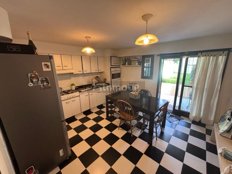 Casa en Venta en Vicente Lopez, G.B.A. Zona Norte