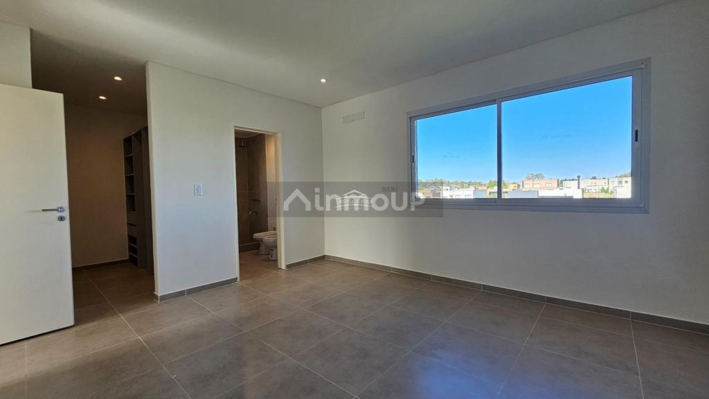 Casa en Venta en Pilar, G.B.A. Zona Norte