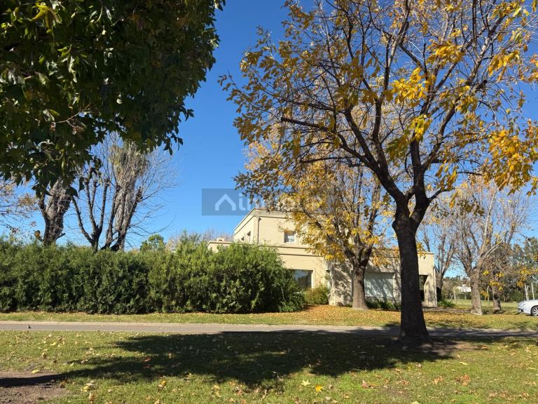 Casa en Venta en Pilar, G.B.A. Zona Norte