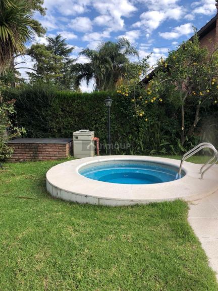 Casa en Venta en Pilar, G.B.A. Zona Norte