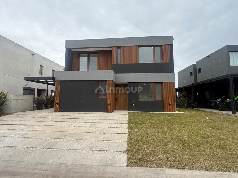 Casa en Venta en Tigre, G.B.A. Zona Norte