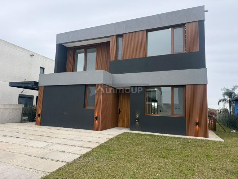 Casa en Venta en Tigre, G.B.A. Zona Norte
