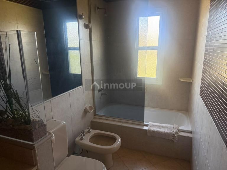 Casa en Venta en Pilar, G.B.A. Zona Norte