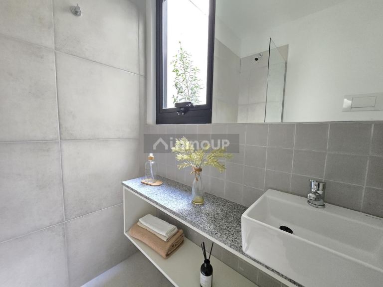 P H en Venta en Almagro, Capital Federal