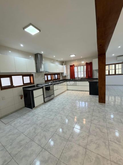 Casa en Alquiler en Maipu, Mendoza